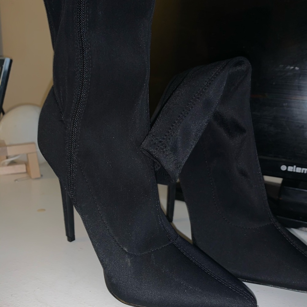 Heels black